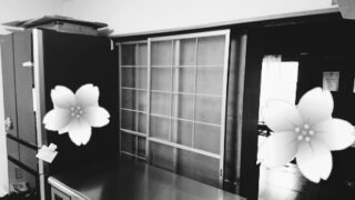 吊り戸棚を取り付けしました。