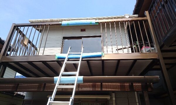 掃出し窓の交換と目隠し壁