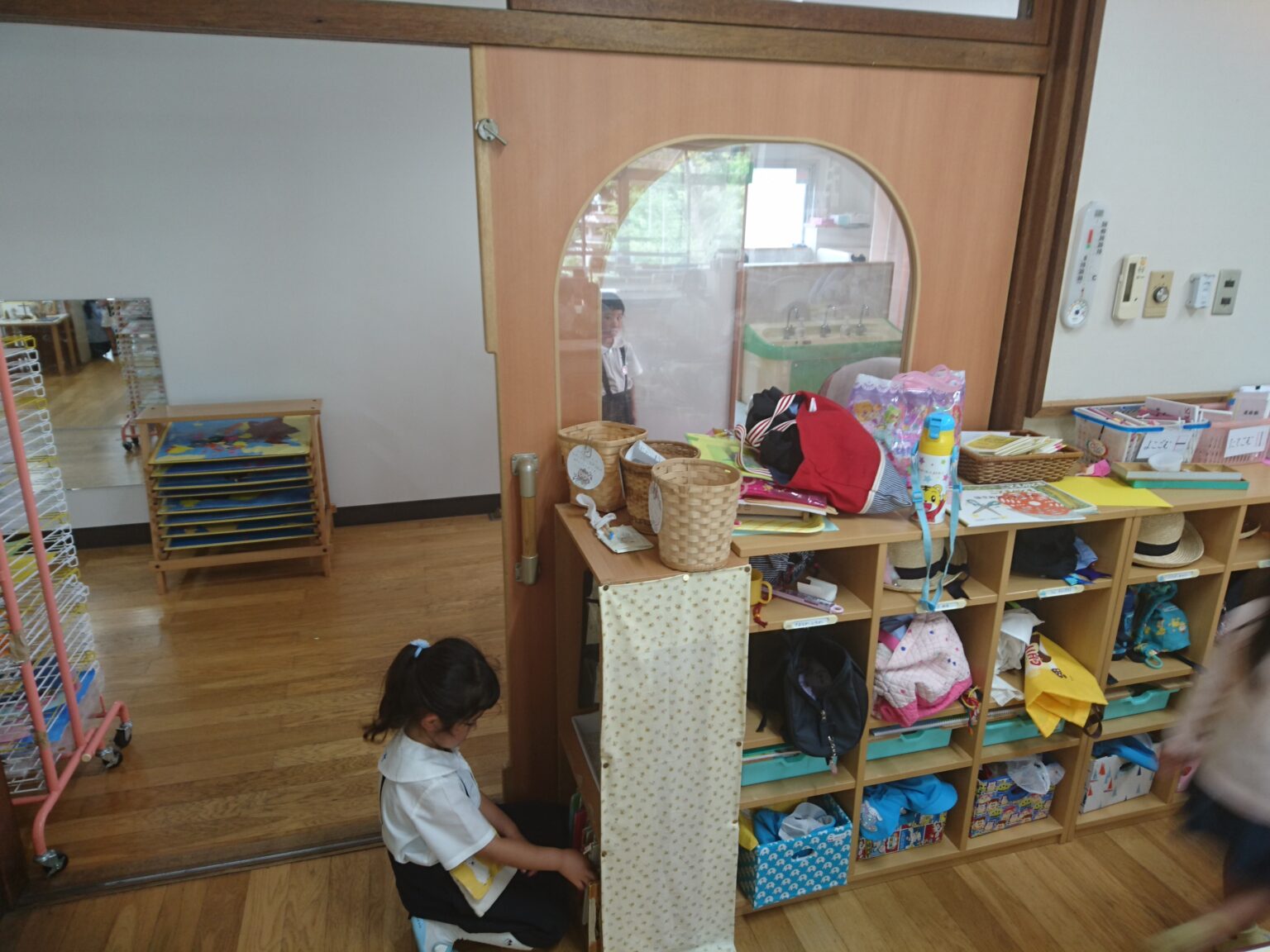 幼稚園のドア修理【彦根市】