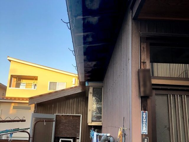 庇の修理工事